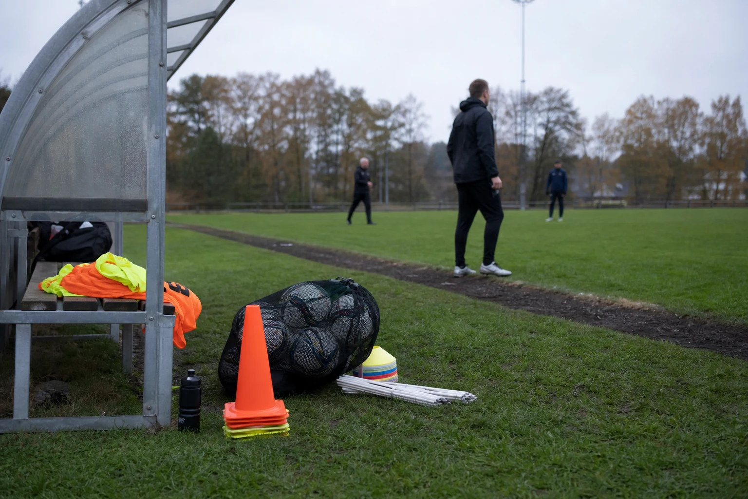 Kayode forlenger med Brentford til 2032